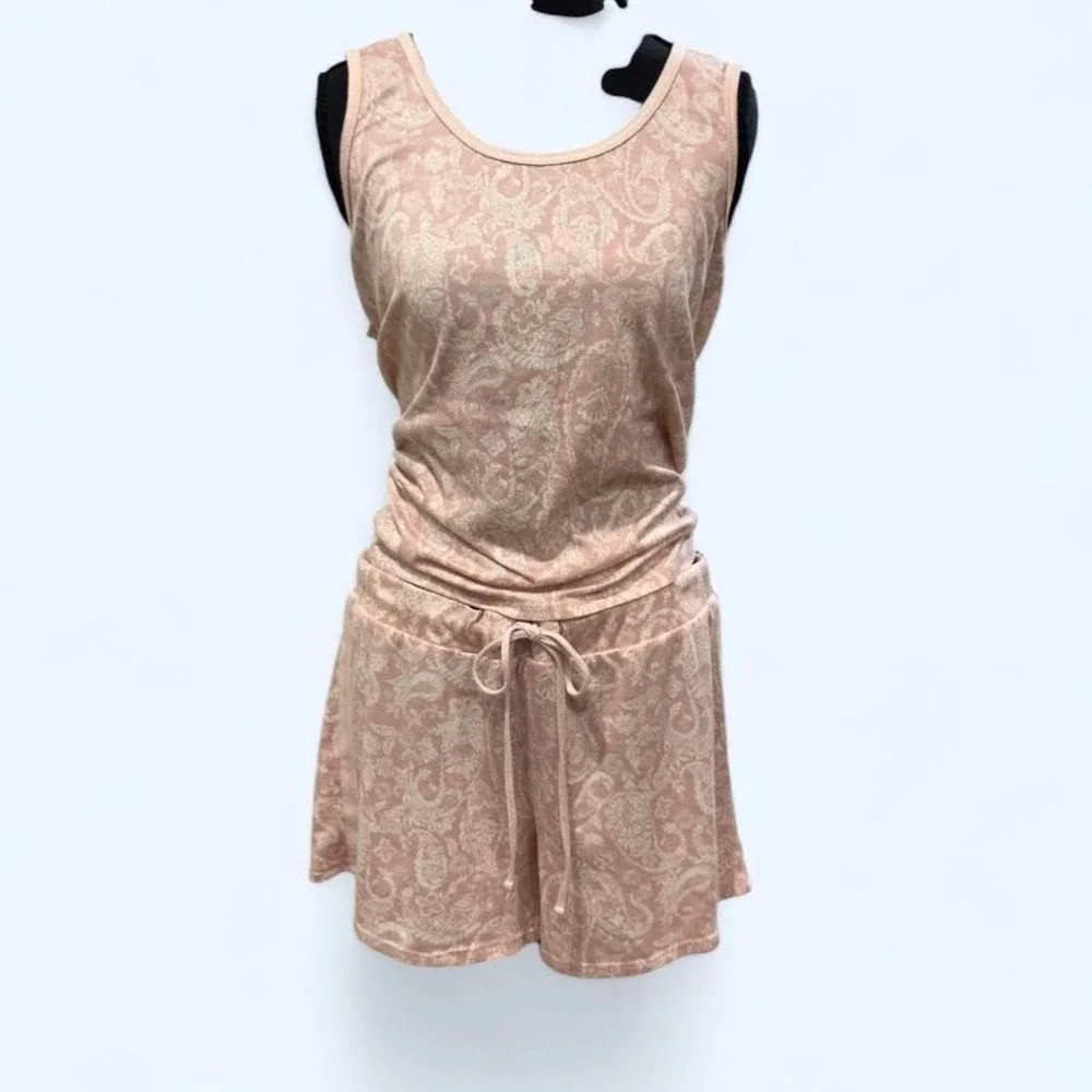Lucky Brand matching lounge set in a‎ dreamy faded pink paisley